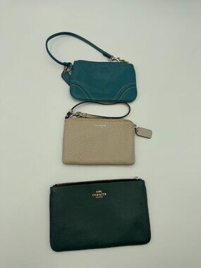 X3 Coach Beige Leather Wristlet Pouch